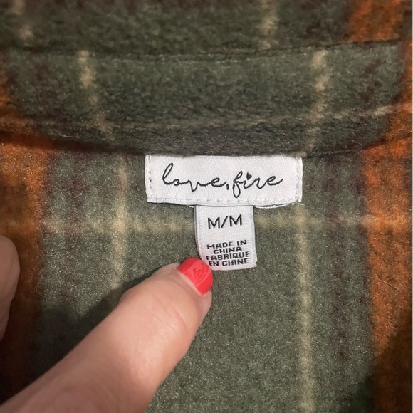 Love,Fire Army Green Orange Fleece Cropped Shacket Jacket Button Up Size Medium - Picture 7 of 7